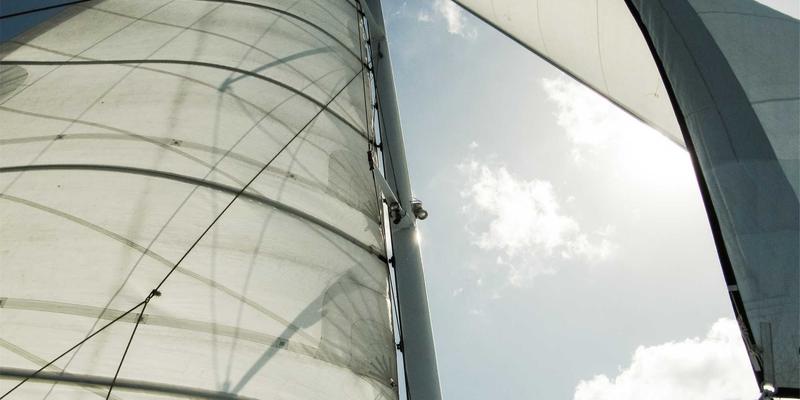 乌萨纳之家27：当紫色浪漫邂逅智能科技，重新定义未来家居美学