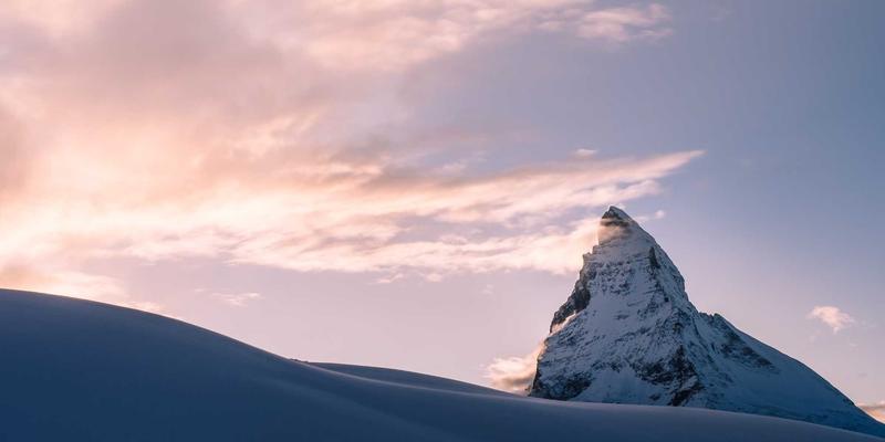 从智能照明到情绪调节：乌萨纳之家的未来家具如何用光重塑居家幸福感